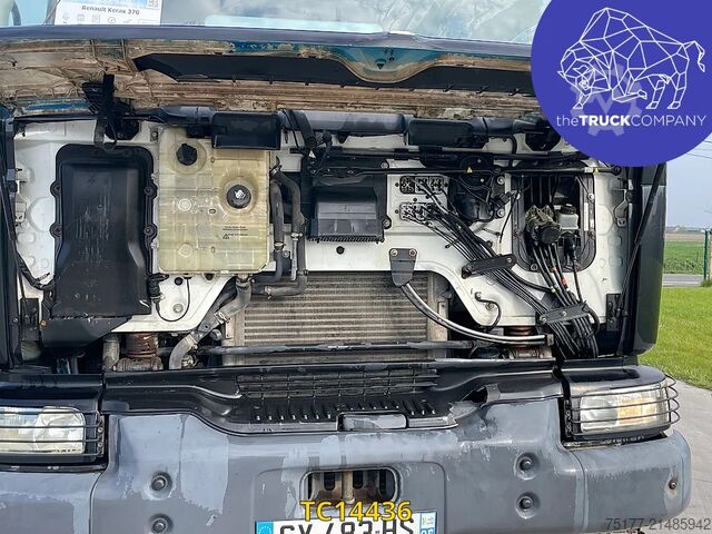 Transport af containere Renault Kerax 370