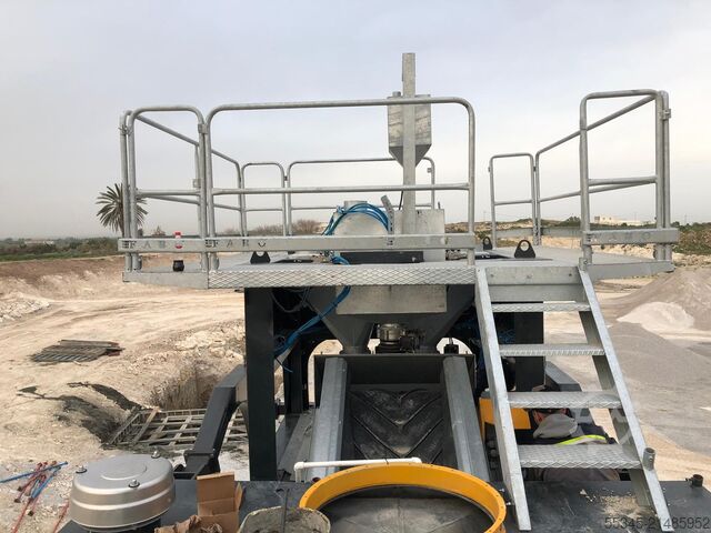 Mobil betongtillsatsanläggning FABO Mobile Concrete Batching Plant 60 m3/h Mobile Concrete Batching Plant