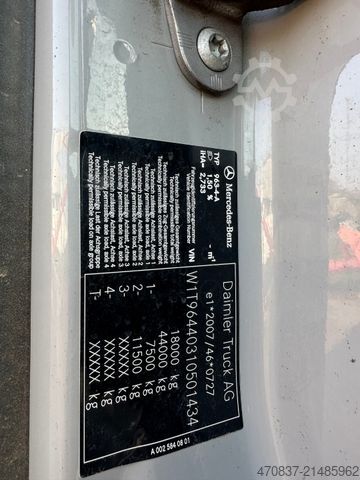 Standard dragbil MERCEDES-BENZ Arocs 1851 4x4 HAD / Retarder