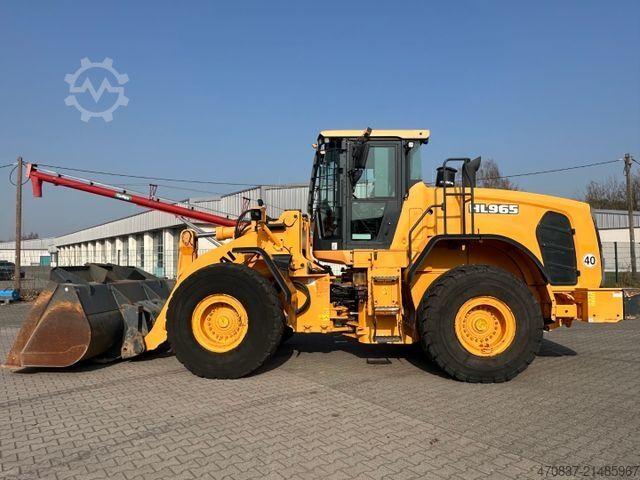 Hjullastare HYUNDAI HL 965