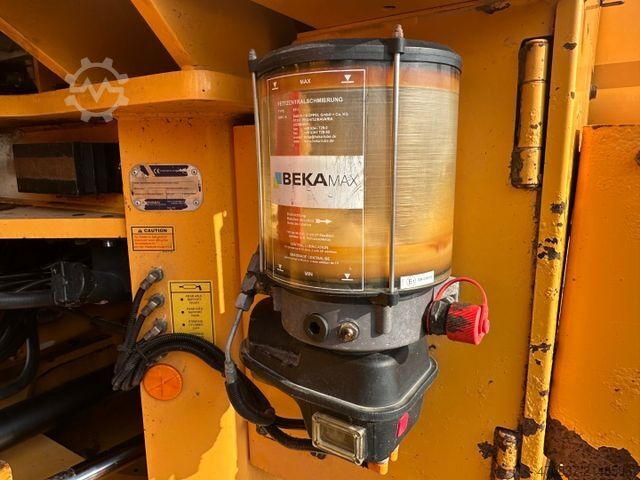 Hjullastare HYUNDAI HL 965