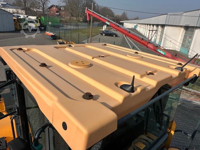 Hjullastare HYUNDAI HL 965