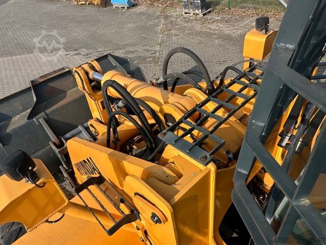 Hjullastare HYUNDAI HL 965