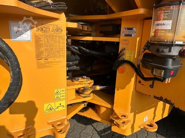 Hjullastare HYUNDAI HL 965