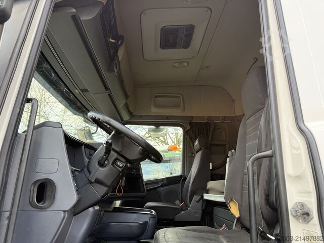 LKW mit Pritsche (offen) Scania R440 6X2*4 Kran HMF 5020 K5