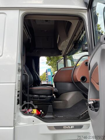 Zware belasting DAF XF 530 SSC 6x2/4*JUMBOZUG*Meusburger*7-Achs*Spe...