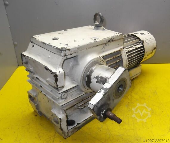 Moteur à engrenages 0,25 kW 28 tr/min SEW-EURODRIVE B3 Winkel