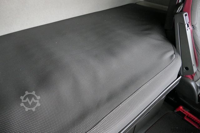 Yüksek hacimli çekici VOLVO FH 460 Globetrotter Vollluft 2-Tanks Euro 6