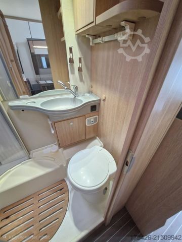 Half-integraal camper GLUECKSMOBIL T 660 *SAT-TV*DuoControll*