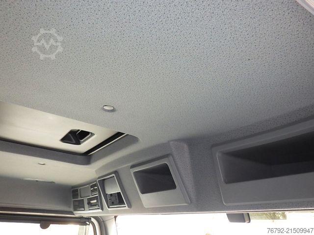 Vrachtauto met open laadbak MERCEDES-BENZ 1327 L Atego 4 Pritsche 7,3m/LBW/AHK/Klima/55tkm