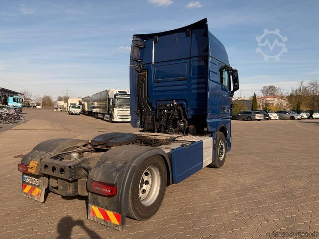 Standaard trekker MAN TGX 18.510 mit Hydraulik Kipper Schubboden