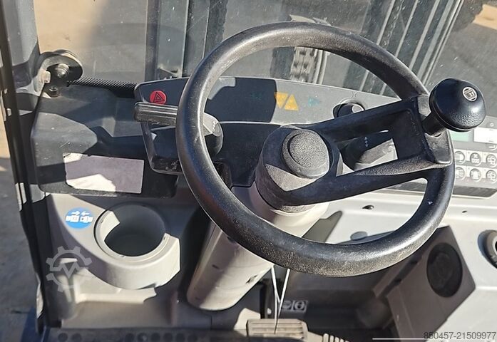 LPG Forklifts Still R70-18T