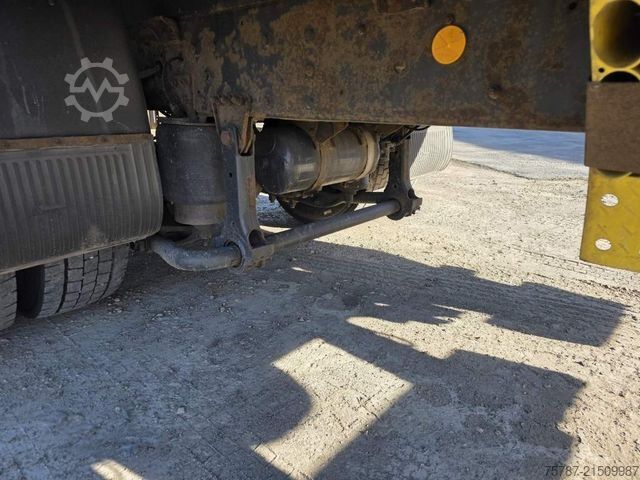 Flaklastbil med kapell IVECO 120E25 Pritsche&Plane,Ladebordwand 1,5 To