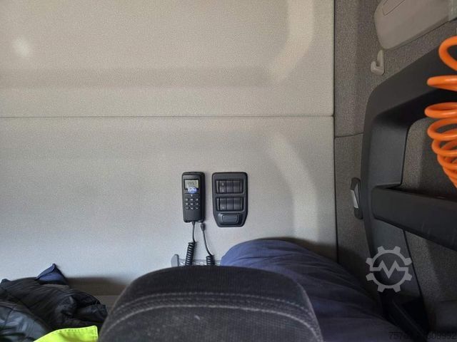 Standard tractor unit SCANIA R410, Retrader, 2 Kreis-Hydraulik, Retarder