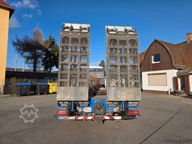 Wrecker MAN 26.400 TGX mit Baustoffplateau, geteilte Rampen