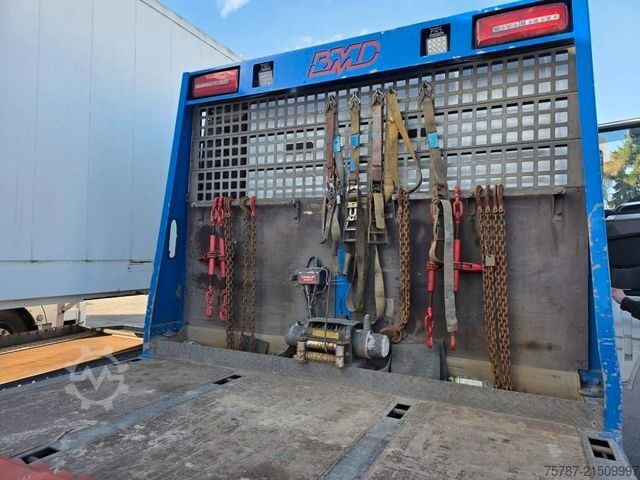 Wrecker MAN 26.400 TGX mit Baustoffplateau, geteilte Rampen