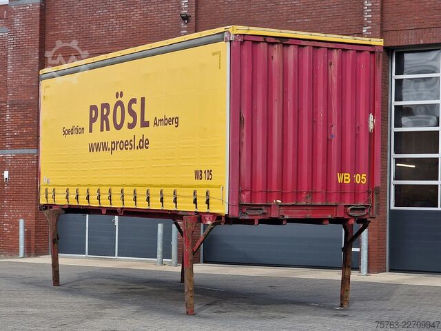 Dobozos furgon Krone BDF Box - Tautliner - Code XL