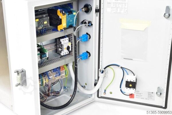 Het legen van containers Netzsch BE-5T/3NDP06