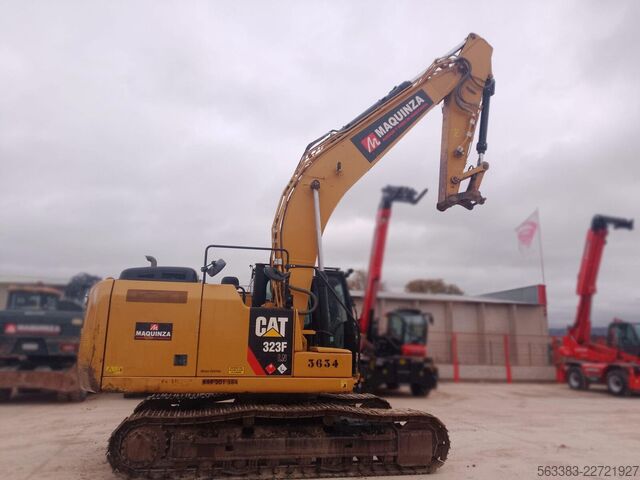 Gravemaskine på larvefødder Caterpillar 323FLN IHC