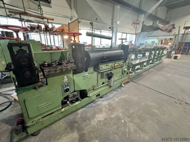 Draadricht- en snijmachine WAFIOS DR/F30