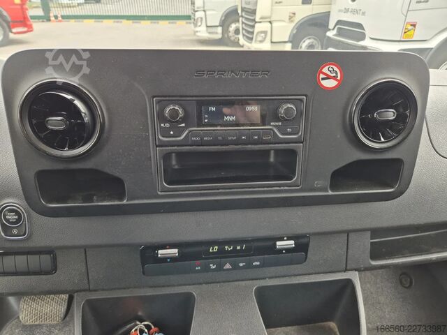 Dobozos teherautó Mercedes-Benz Sprinter 314 CDI