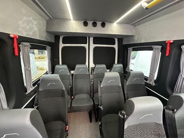 Kleinbus VOLKSWAGEN Crafter 19+1 Bus Klima Heizung