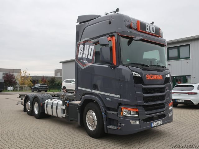 Camion porte-caisses amovibles Scania R 450 62x Lenkachse Ladebordwand