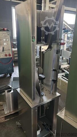 Capsuladora de coroa semi-automática Rizzolio RLC1