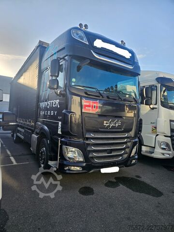 Autocarro con pianale e telone DAF XF SUPERSPACE CAB 530 6X2 26T TAULINER