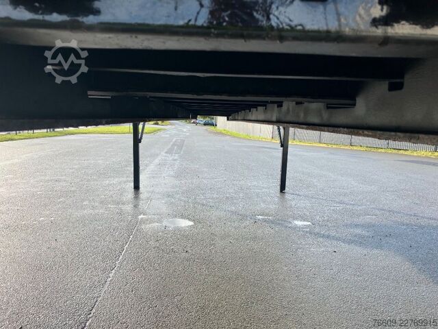 Remolque con caja móvil KRONE Wechselbrücke Plane