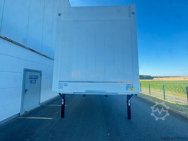 Remolque con caja móvil KRONE Heck Alu.- Rolltor