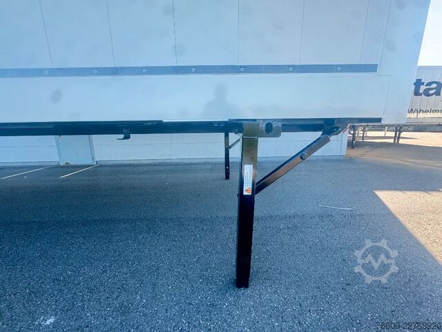 Remolque con caja móvil KRONE Heck Alu.- Rolltor