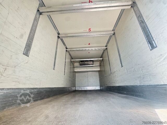 Remolque con caja móvil KRONE Wechselkoffer Heck Portaltüren