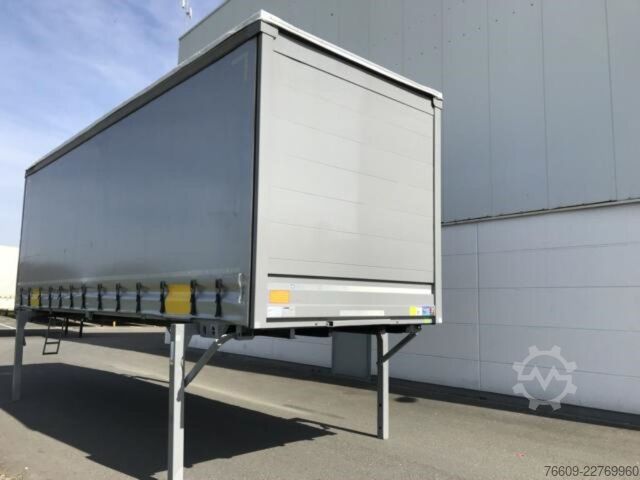 Remolque con caja móvil KRONE Heck mit Portaltüren