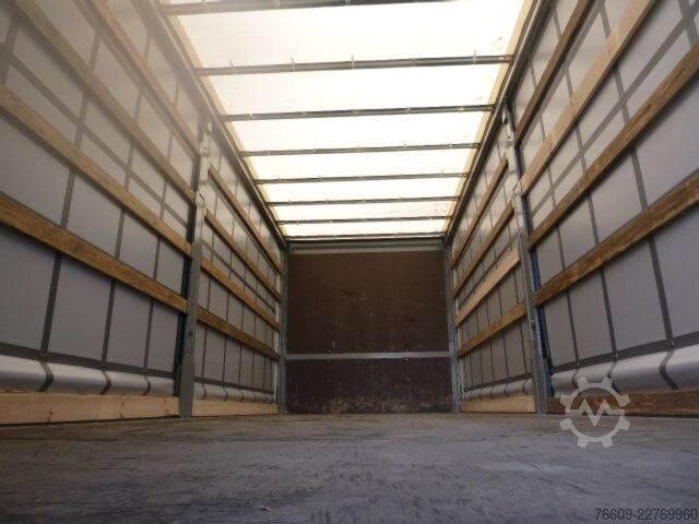 Remolque con caja móvil KRONE Heck mit Portaltüren