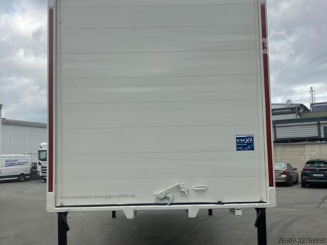Remolque con caja móvil KRONE Heck Alu.- Rolltor