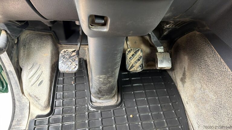 Hook arm system Volvo FL 240 (BELGIAN TRUCK / HYVALIFT / WHEELBASE 47...