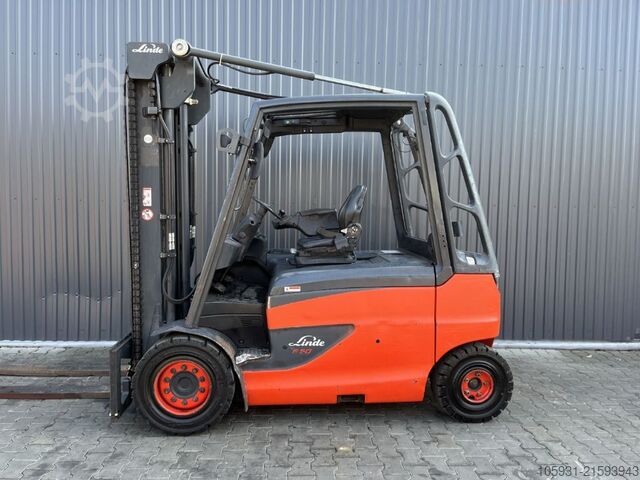 Elektrische vorkheftruck met 4 wielen Linde E50HL-01