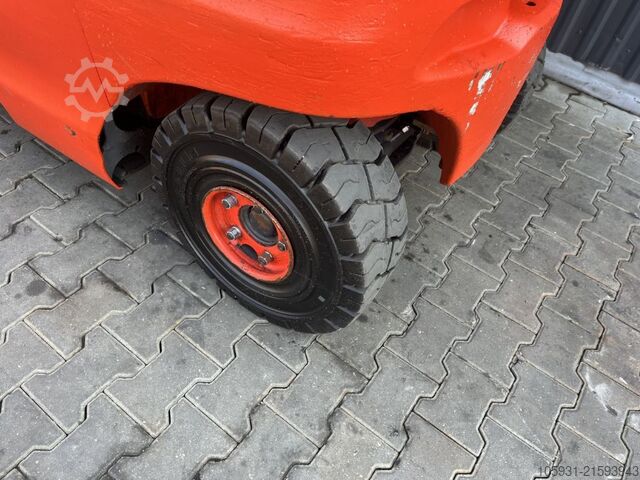 Elektrische vorkheftruck met 4 wielen Linde E50HL-01