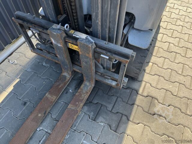 Elektrische vorkheftruck met 4 wielen Still RX20-20P