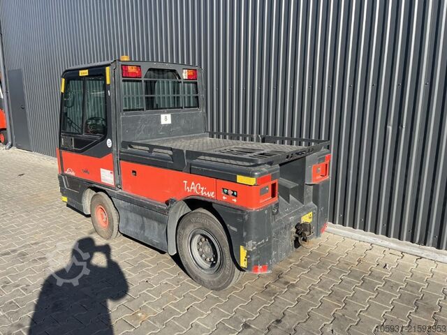 Trekker voor sleepwerk Linde P250