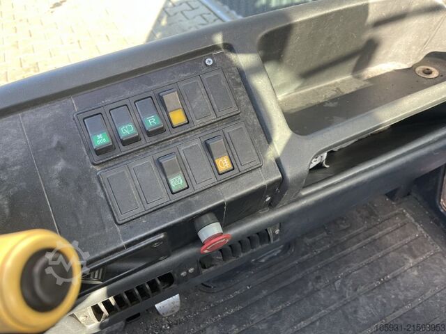 Trekker voor sleepwerk Linde P250