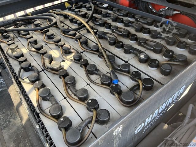 Elektrische vorkheftruck met 4 wielen Linde E35H-01/600