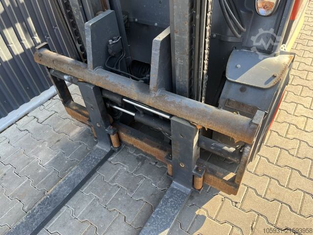 Elektrische vorkheftruck met 4 wielen Linde E35H-01/600