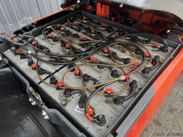 Elektrische vorkheftruck met 4 wielen Linde E20PL-02