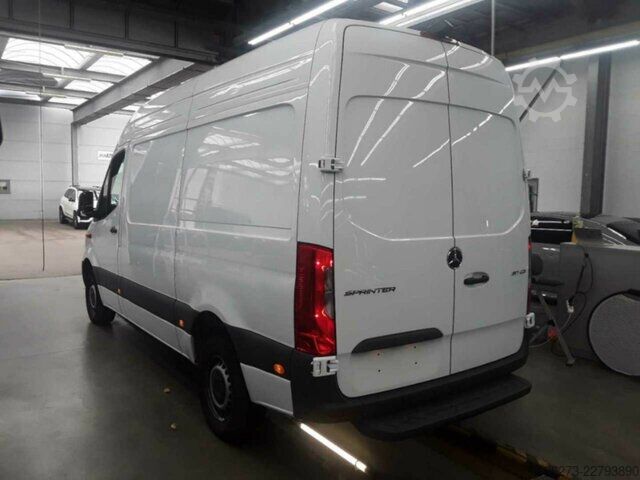 Varevogn Mercedes-Benz Sprinter 317 CDI,L2H2,Automatik,Kamera,Navi