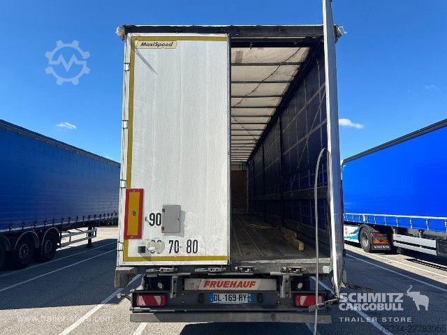 Semi-remorque bâchée Fruehauf Semitrailer Curtainsider Standard