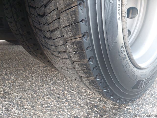 Volumen SZM FORD F-Max 1850 LL