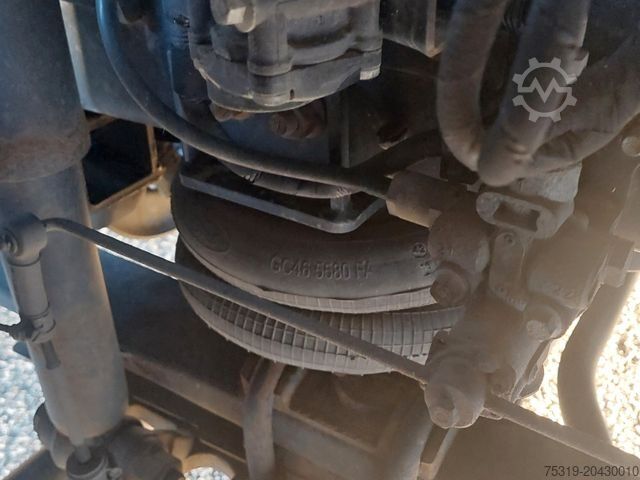 Volumen SZM FORD F-Max 1850 LL