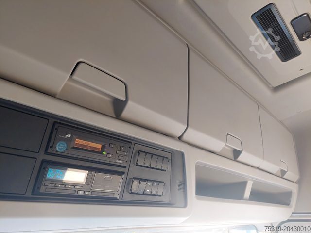 Volumen SZM FORD F-Max 1850 LL